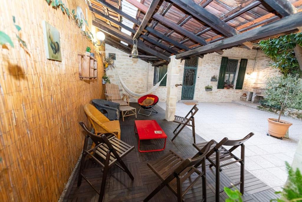 Anna-Maria : Grand Appartement 10 Personnes+Parking Prive -Actif+ Location- Marsilya Dış mekan fotoğraf